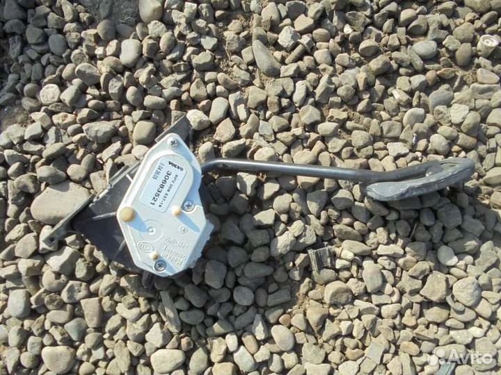 Педаль газа Volvo Xc90 C 59 B5254T2 2005/12