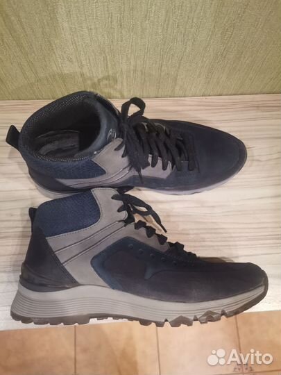 Кроссовки женские Gabor