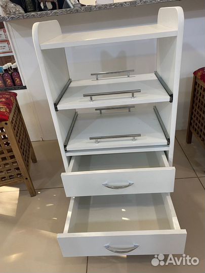 Тележка косметологическая