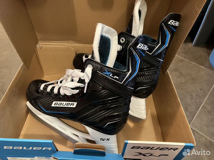 «Коньки хоккейные Bauer X-LP»