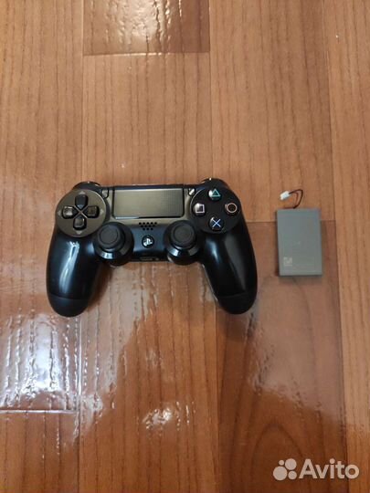 Оригинальный Sony Dualshock 4