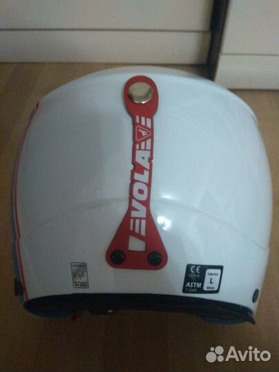 Горнолыжный шлем