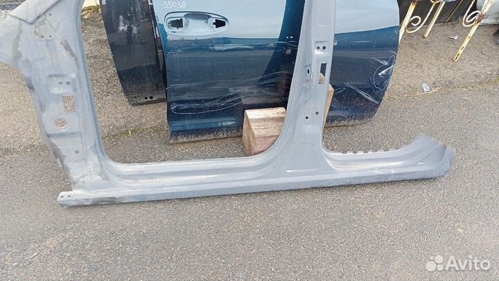 Порог левый polo