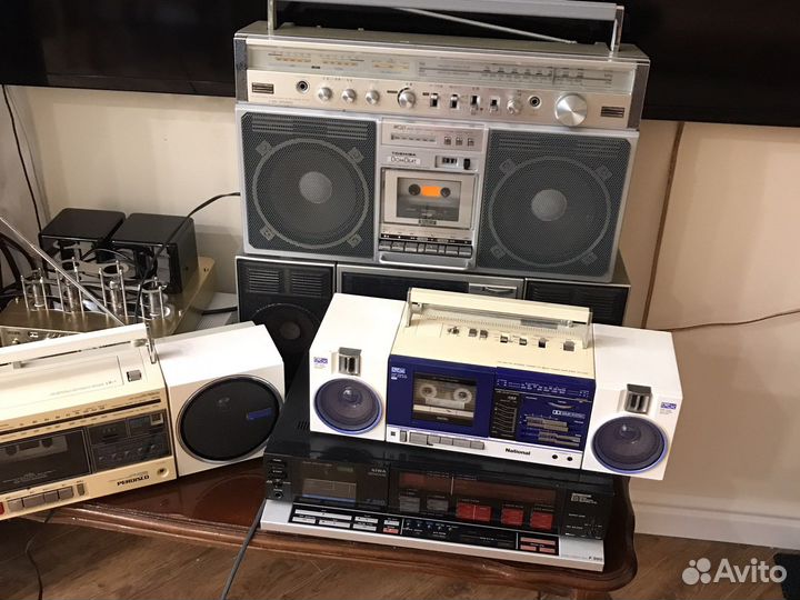 Toshiba RT85s Музыкальный центр