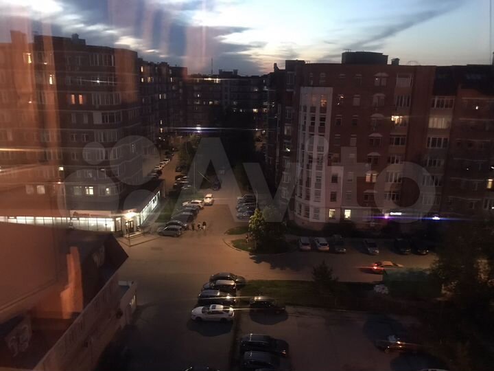 2-к. квартира, 65 м², 9/12 эт.