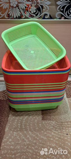 Корзинки пластиковые