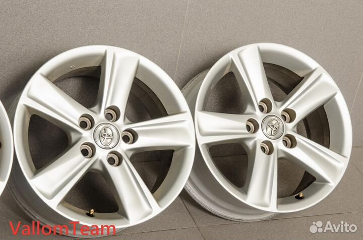 Лот KA6408 Оригинальные 16-е диски toyota