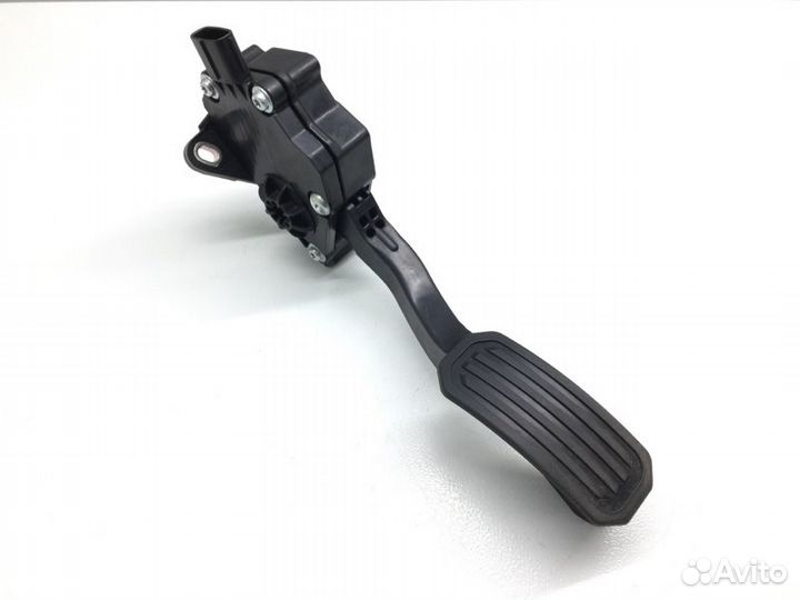 Педаль газа Toyota Camry XV55 2.0 2016