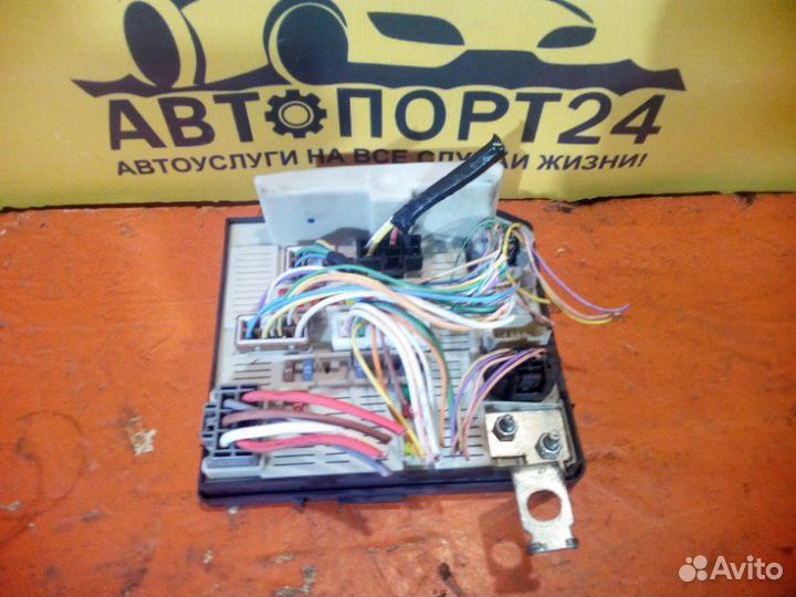 Блок предохранителей Renault Scenic 2 JM K4M