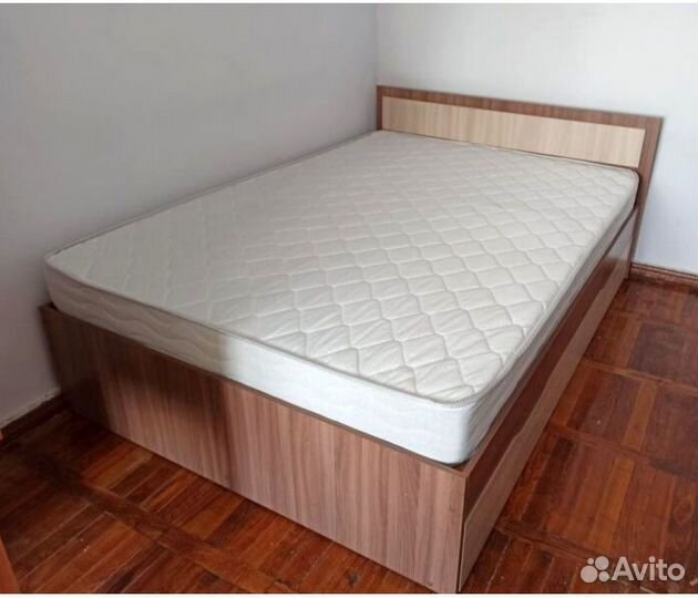 Кровать двухъспальная