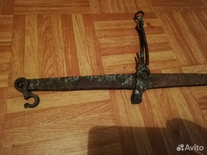 Старинные весы