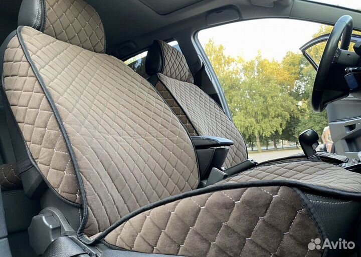 Чехлы универсальные / накидки на сиденья авто