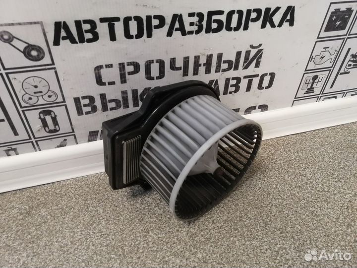 Моторчик отопителя для Mitsubishi Outlander CU