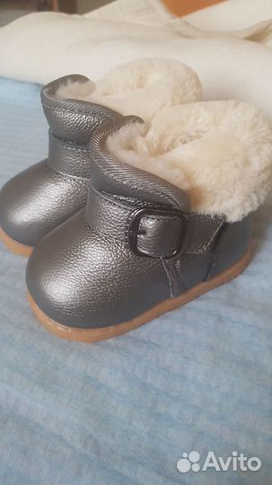 Ботинки зимние для девочки новые