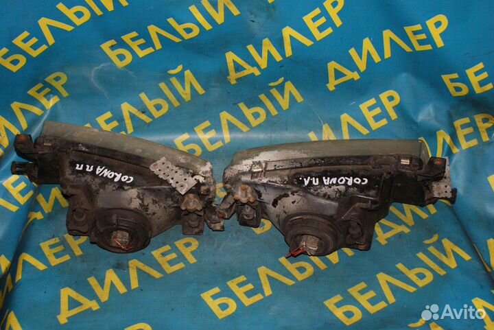 Фара Toyota Corona