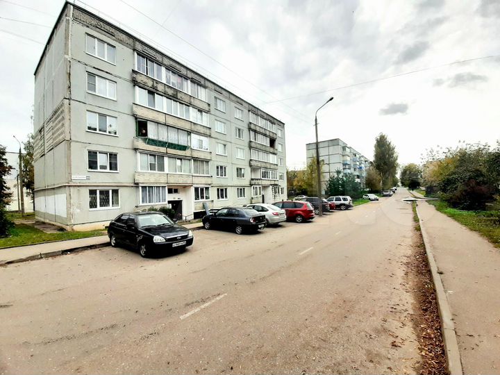 3-к. квартира, 68 м², 3/5 эт.