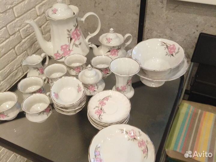 Набор столовой посуды на 6 персон