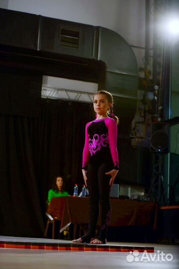 Купальник гимнастический для выступлений