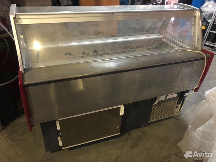 Витрина для мягкого мороженного бу