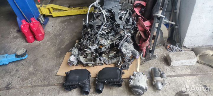 Двигатель 276824