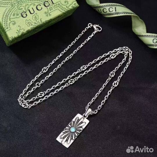 Gucci кулон