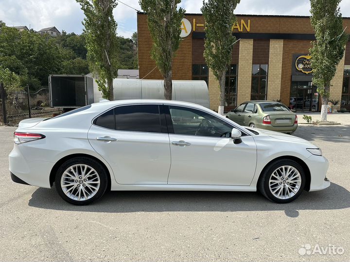 Toyota Camry, 2020