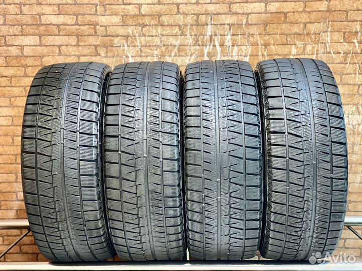 Bridgestone Blizzak Revo GZ 215/55 R16