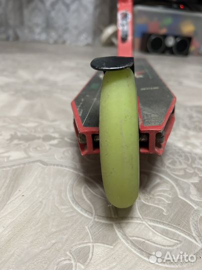 Самокат трюковой tech team duker 202