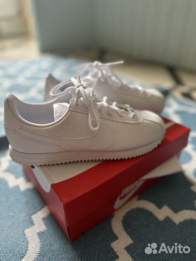 Nike cortez белые