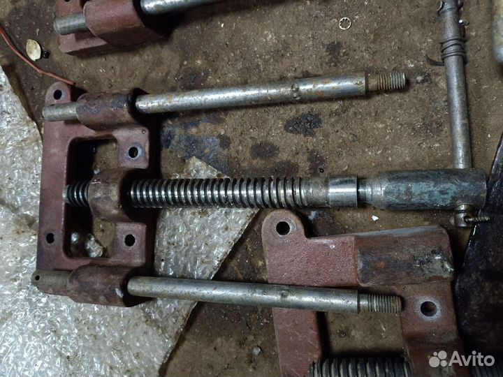 Тиски столярные СССР винты тропеция