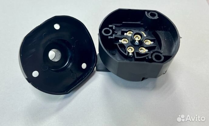 Розетка для тсу 7-контактная, пластиковая