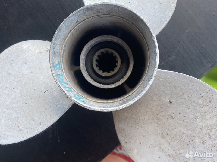 Гребной винт yamaha 40