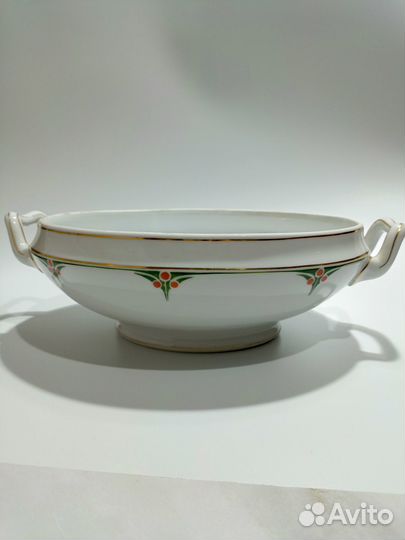 Фарфоровая супница СССР