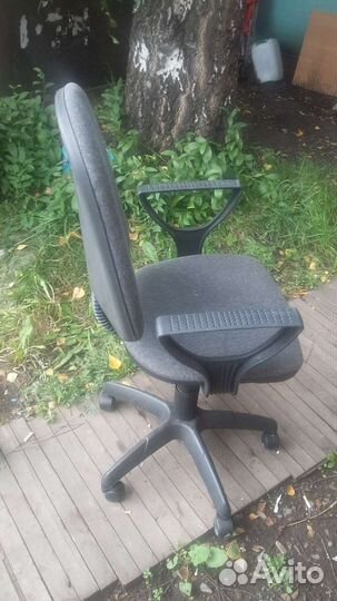 Компьютерный стул