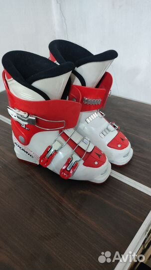 Горнолыжные ботинки детские