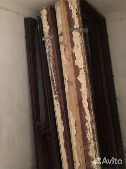 Двери балконные двухстворчатые с коробкой