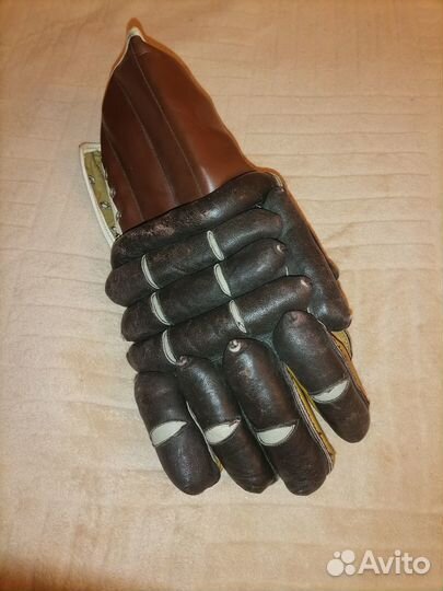 Перчатка вратарская СССР