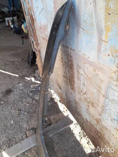 Переднее правое крыло Ваз 2110