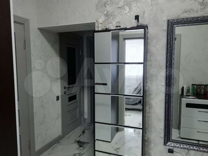 2-к. квартира, 62 м², 1/6 эт.