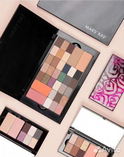 Большой футляр для теней mary kay раритет