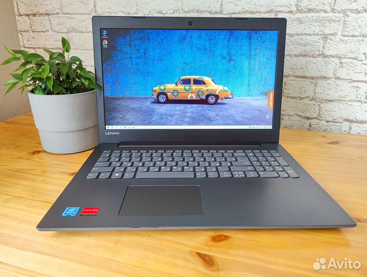 Крутой ноутбук Lenovo с видео и SSD