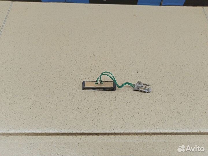 Кнопка открывания багажника Qashqai (J10) 2006-201