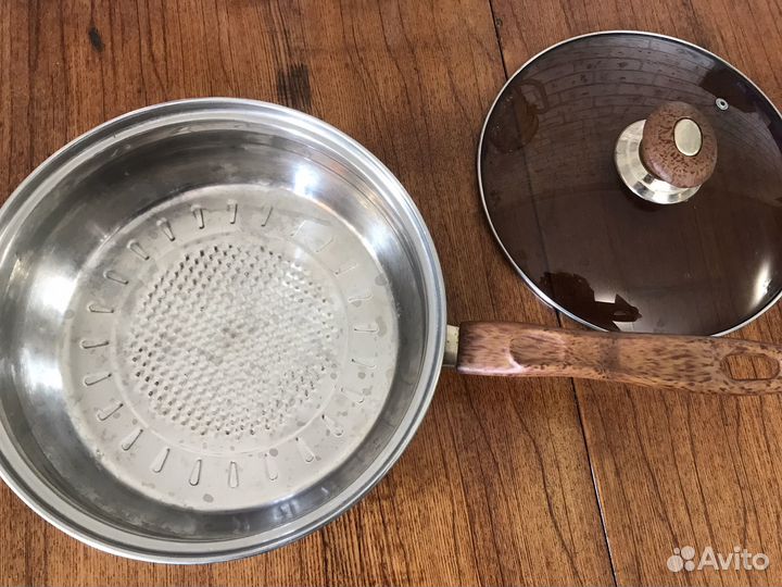 Сковорода Bergner