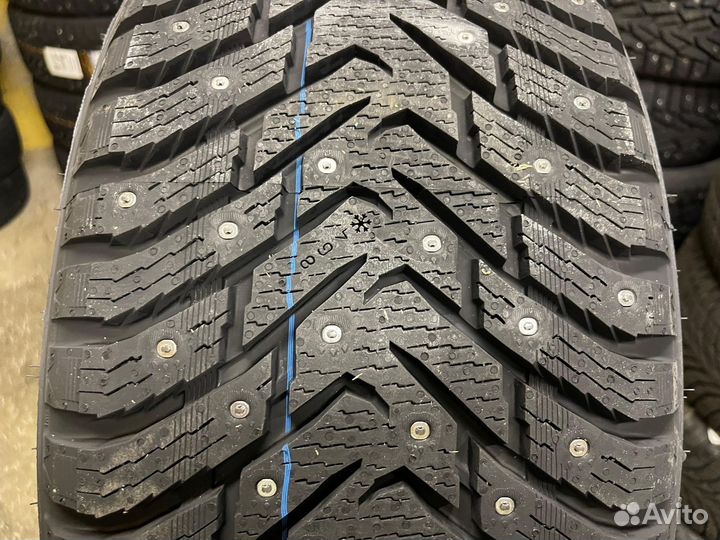 Ikon Tyres CHARACTER ICE 8 SUV 245/50 R18 104T