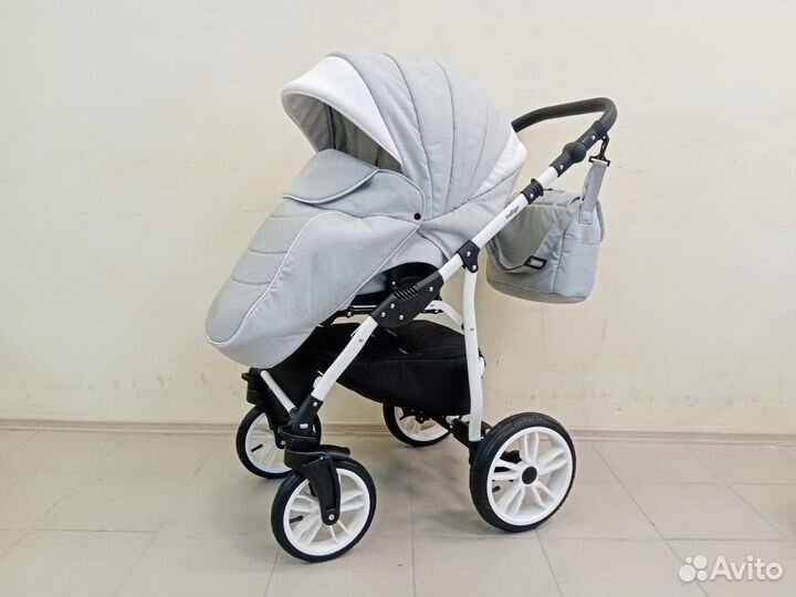 Коляска 3 в 1 поворотная Indigo +F. /Новая