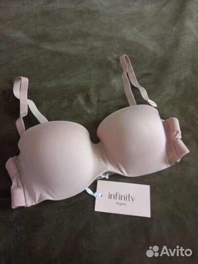 Infiniti бюстгальтер