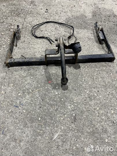 Прицепное устройство(фаркоп) Nissan Tiida