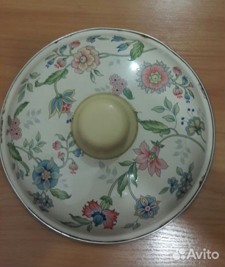 Кастрюля эмалированная