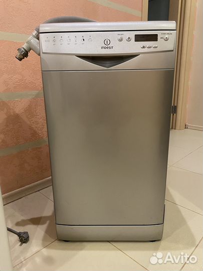 Продам посудомоечную машину indesit
