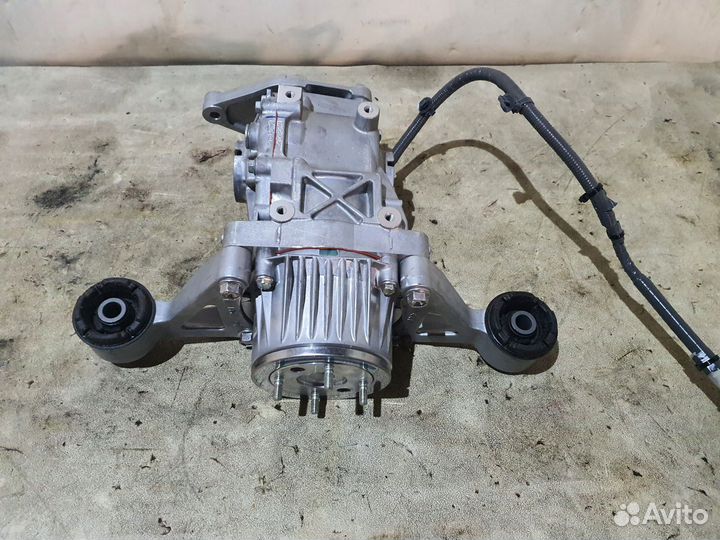 Редуктор Lexus NX200T в сборе